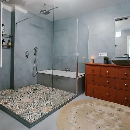 Cozy But Modern 2 Bed/bath Perfect For Families Apartmán