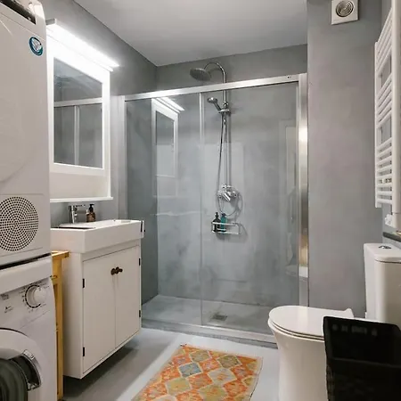 Cozy But Modern 2 Bed/bath Perfect For Families Apartmán